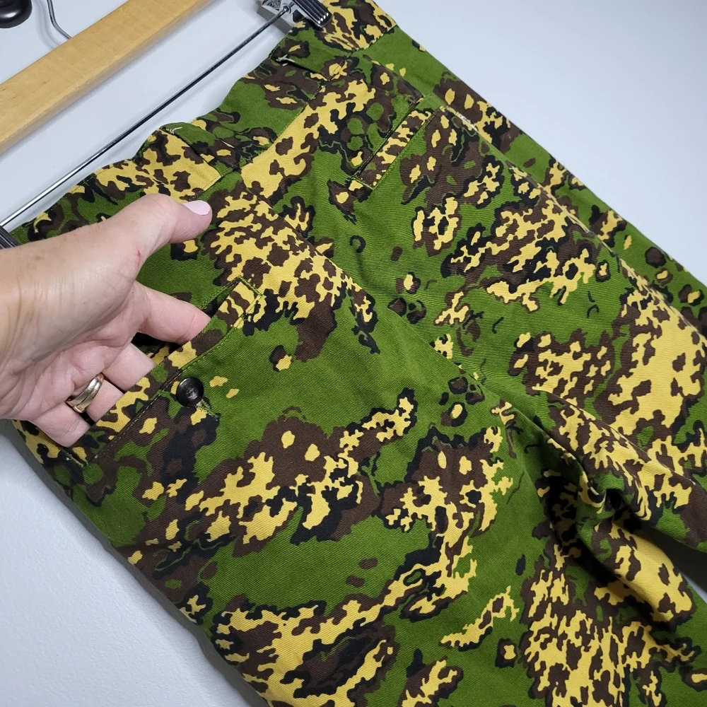 FELT - FOR EVERY LIVING THING Everyday Work Pants Green Yellow Camo 32x29 $95